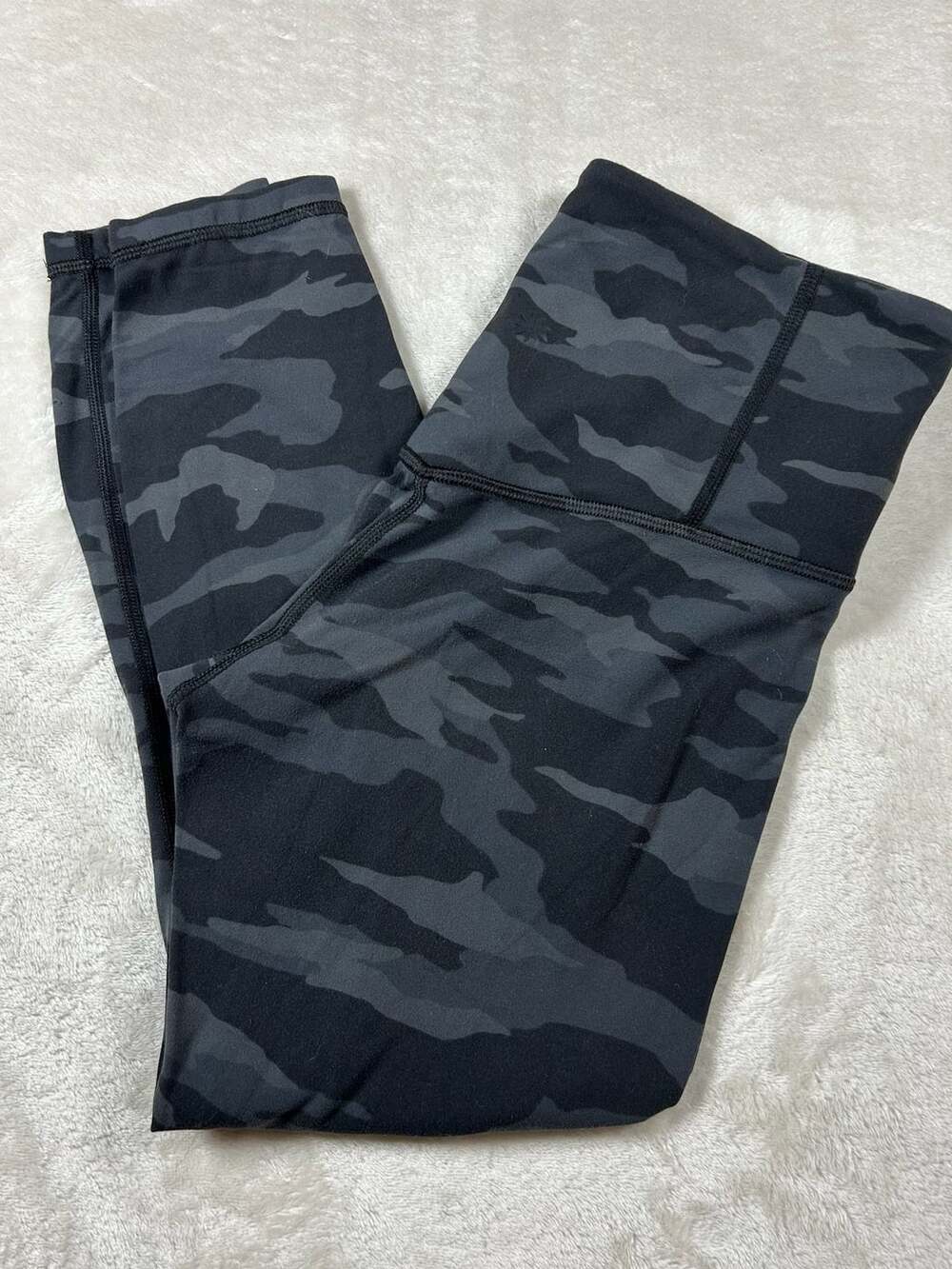 ATHLETA Elation 7/8 Tight Small Black Camo High Rise Leggings SP Camouflage